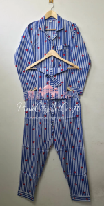 Conjunto de Pijama de Algodón a Rayas Azules y Blancas con Detalles de Corazones Rojos, Transpirable, de Secado Rápido, Elegante, Estampado a Mano, para Primavera/Verano - Product Image 3