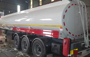 Camión Cisterna de Combustible para Transporte de Productos Químicos Industriales al por Mayor - Product Image 3