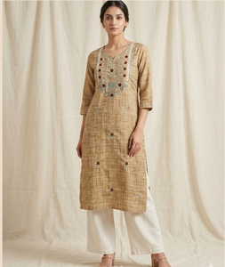 Kurti en jute et coton marron pour femmes, col rond, broderie, tunique droite, manches trois quarts, détails floraux, vêtements ethniques décontractés - Product Image 6
