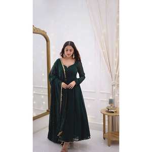 Ensemble haut et bas en mousseline de soie XL coupe trapèze pour soirée avec dupatta, taille naturelle - Product Image 3