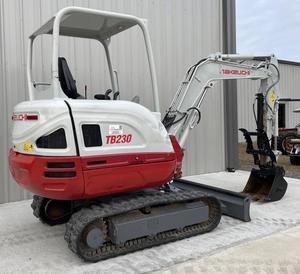 Miniexcavadora Usada Takeuchi TB230, Excavadora de Orugas Diésel, con Sistema ROPS Abierto, Compacta, para Construcción y Trabajo Agrícola - Product Image 5