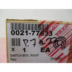กล่องสวิตช์ AMAT 0021-77633 ด้านขวา - อุปกรณ์และอะไหล่เซมิคอนดักเตอร์ระดับโลกที่เชื่อถือได้ - Product Image 5