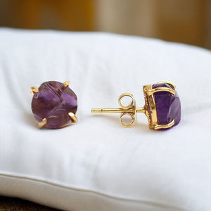 Boucles d'oreilles clous en pierre de naissance naturelle brute, argent sterling 925 plaqué or, 8 mm |   Fournisseur de bijoux en gros - Product Image 3