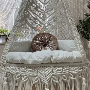 Balançoire de patio en macramé, Balançoire en macramé, Hamac blanc en macramé, Balançoire suspendue en macramé, Chaise en macramé, Chaise hamac, Balançoire de jardin - Product Image 1