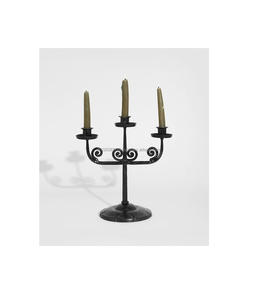 Candelabros de hierro de alta resistencia Vintage para bodas, eventos góticos o como centro de mesa atemporal en espacios de comedor de lujo - Product Image 6