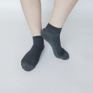 Breathable Eco-Friendly <b>Moisture</b> Control Crew Athletic <b>Socks</b> Daily Workout Factory Made Low Price Spring Season Regular Style - Product Image 2