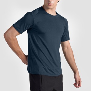 Fabricant de T-shirts personnalisés de qualité supérieure pour hommes et femmes, coupe classique, coton respirant, support OEM ODM - Product Image 1