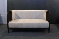 Canapé en tissu moderne 2 places avec structure en teck, design scandinave, meubles pour salon et appartement d'hôtel, modèle BEN21