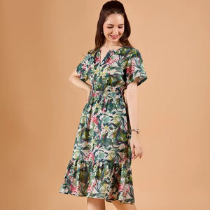 เดรสลายดอกพิมพ์ลาย ทรงหลวม เอวธรรมชาติ เป็นมิตรกับสิ่งแวดล้อม ความยาวปานกลาง ยอดนิยมสูง สง่างามสำหรับผู้หญิง - Product Image 1