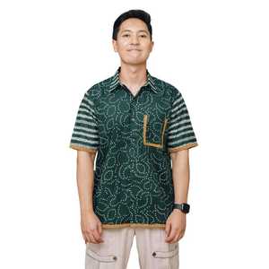 Camisa de Vestir Batik Indonesiana Premium para Hombre, Doble Botonadura, Manga Corta, 100% Algodón, Estampado Floral, Verde Bosque, Estilo Étnico Formal - Product Image 2