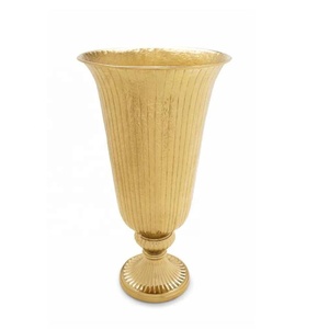 Recién llegado, florero acanalado de Metal dorado, florero de mesa moderno, jarrón de aluminio para bodas, fiestas y eventos a precio mayorista - Product Image 3