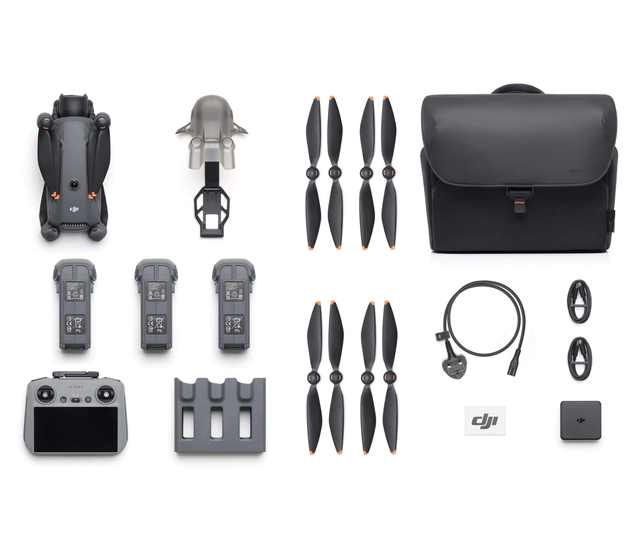Mavic 4 Pro Creator Combo (RC Pro 2) with 512GB Professional 4/3 CMOS Hasselblad 6K 360 HD Camera O4+30km Plastic