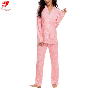 Vêtements de nuit en coton imprimé pour femmes, ensembles de pyjamas vibrants fabriqués au Pakistan à un prix raisonnable - Product Image 1
