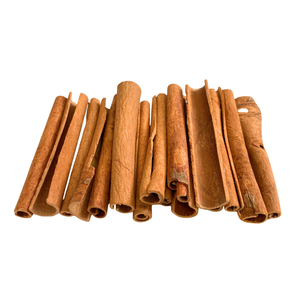 Forma de cigarrillo de baja humedad en Barra de canela cruda secada al aire para el comercio global - Product Image 2