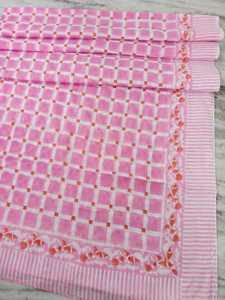 Magnifiques sarongs indiens faits main, imprimés au bloc, motifs petits blocs, 100% coton, pour femmes, parfaits pour la plage, légers, été. - Product Image 1
