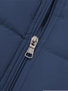 Chaleco Acolchado con Capucha para Hombre, Cálido, Transpirable, con Cierre, Informal, de Color Sólido, Ligero, Resistente al Viento, 100% Poliéster - Product Image 4