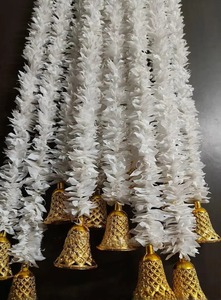 Guirlande de fleurs artificielles blanches réutilisables faites à la main, à suspendre, en plastique, pour la maison, le temple, la porte, le Ramadan, le mariage - Product Image 1