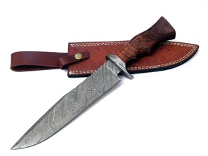 Handgeschmiedetes Bowie-Messer aus Damaszener Stahl mit Rosenholzgriff & Lederscheide, 15 Zoll, Damaszener Clip-Point-Messer mit verstecktem Schaft, Jagdmesser - Product Image 1