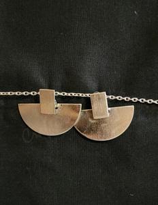 Pendientes Colgantes de Media Luna Hechos a Mano en India, de Latón, Modernos y Elegantes, Joyería de Moda para Mujer, para Uso Diario, en Venta - Product Image 1