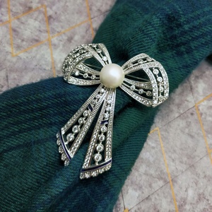 Elegant Exquisite Bow Brooch Pin with Copper Zircon Freshwater Pearl Enamel for Graduation and Anniversary <b>Gifts</b> - Product Image 6