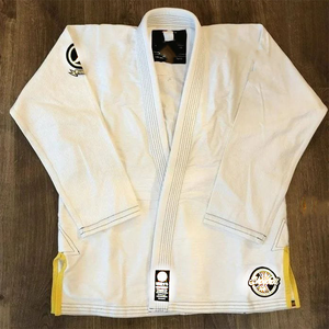 เครื่องแบบศิลปะการต่อสู้ผ้าฝ้ายโพลีสีขาวสำหรับมวยยูโดจิว-ยิตสูเทควันโด - Product Image 1