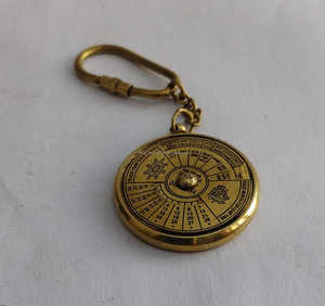 Mini boussole en laiton, porte-clés vintage, nautique, légère, faite à la main, personnalisable, boussole de poche, mousqueton, portable, pour l'extérieur - Product Image 6