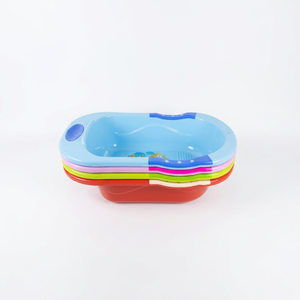 Bañera Portátil Extra Grande de Plástico con Diseño Antideslizante, Bandeja para Jabón Integrada y Construcción Duradera de PP - Product Image 6