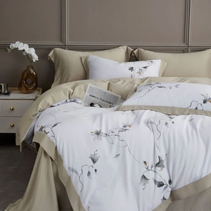 Nouvelle arrivée Double couche flanelle matelassée été transfrontalier solide corail polaire anti-bactéries Style américain vente chaude couverture - Product Image 3