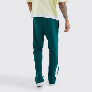 Pantalones de chándal minimalistas de diseño limpio para hombre, de forro polar liso monocromático, básicos para el día a día, tipo box. - Product Image 2