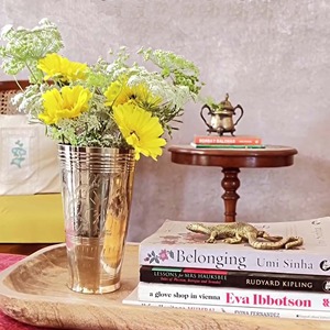 Vase vintage en laiton avec plante de fougère pour la décoration intérieure - Product Image 6