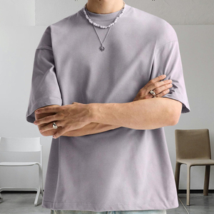 T-shirt décontracté ample en coton pour homme, nouvelle conception, logo personnalisé, épaules tombantes, coupe oversize, léger, de haute qualité, vente en gros, collection printemps - Product Image 6