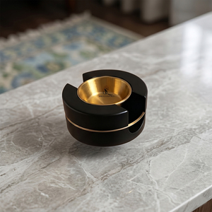 Brûleur à Bakhoor en bois noir mat de luxe avec bol en métal doré, porte-encens moderne pour charbon de bois, pour la décoration intérieure et l'utilisation d'encens. - Product Image 1