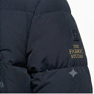 Chaqueta Acolchada Impermeable para Hombre con Cuello Alto y Logotipo Personalizado, Chaqueta Casual de Nailon con Capucha, Cálida para Invierno, Manga Larga con Cierre - Product Image 4