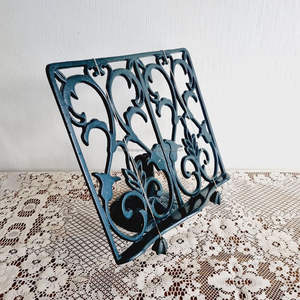 Soporte para libros de cocina de metal para interiores de cocina elegantes y manejo diario de recetas, suave, funcional, confiable y eficiente - Product Image 5