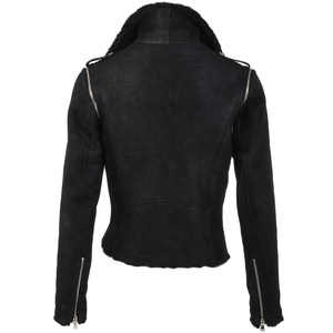 Chaqueta de Motociclista de Cuero Genuino para Mujer con Ribete de Piel y Cierre de Cremallera, Estilo Invernal - Product Image 2