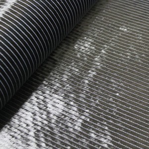Tissu tricoté tri directionnel 450gsm de fibre de carbone pour le bagage d'industrie d'artisanat de voiture - Product Image 1