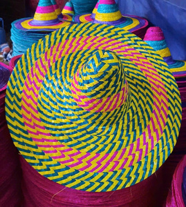 Sombrero Mexicano Tradicional de Ala Ancha con Correa para la Barbilla, Sombreros de Paja Blancos con Pompón Rosa, Sombreros de Paja para Festivales de Vietnam - Product Image 6