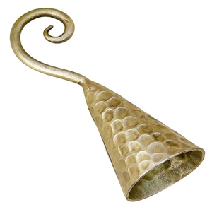 Éteignoir à bougie en spirale forgé à la main, style cloche médiévale, martelé par un forgeron, cadeau pour les amateurs de bougies - Laiton antique classique - Product Image 2