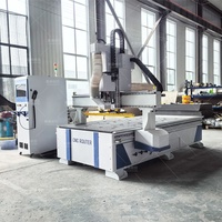 Machine en bois de routeur CNC Machine de routeur de bois de fraisage CNC avec coupe-bois ATC