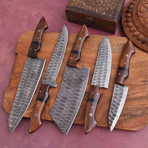 Ensemble de couteaux de cuisine de chef en acier Damas à 67 couches, fabriqués à la main par BK Industries, 5 pièces, manches en bois de rose, lame pleine, ambidextres - Product Image 1
