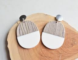 Orecchini Verdi in Resina Impermeabili Fatti a Mano, Design Personalizzato, Stile <span class=keywords><strong>Angelo</strong></span>, Forma Rotonda 3D, Gioielli all'Ingrosso - Product Image 6