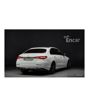 Mercedes-Benz C300 4MATIC Avantgarde Clase C 2024 con Volante a la Izquierda, Caja de Cambios Automática y Cámara Trasera, 32,380 Km - Product Image 2