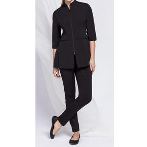 เสื้อทูนิคแขนสั้นผ้าคอตตอนผสมสแปนเด็กซ์ปักโลโก้ตามสั่ง สำหรับพนักงานนวดแผนไทย สปา ร้านเสริมสวย โรงแรม และงานบริการต่างๆ - Product Image 4