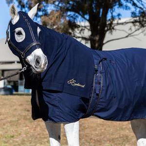 Manta para Caballo Impermeable 1200D Ripstop |   Manta de Protección Trasera sin Costuras |   Double Crossover Belly | Correas de pierna extraíbles con accesorios metálicos - Product Image 2