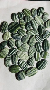 Opale suisse verte naturelle en gros, cabochon de qualité AAA, pierres précieuses en vrac de formes et tailles variées pour la fabrication de bijoux, pendentifs et bagues - Product Image 4