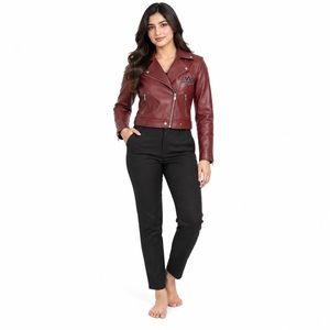 Chaqueta de Cuero Premium para Mujer, Diseñada con Materiales de Calidad y Construcción Resistente, con Costuras Impecables y Cómoda de Usar - Product Image 1