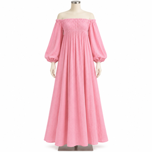 Robe maxi rose à épaules dénudées pour femmes avec manches bouffantes |   Robe longue bohème fluide et froissée pour les vacances d'été à la plage et les soirées - Product Image 1