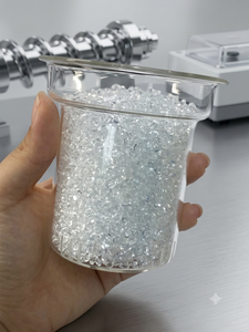 Granulés de TPU à base de polyéther - Série M1 respirante pour films respirants moyens à élevés, vêtements d'extérieur et vêtements imperméables - Product Image 2