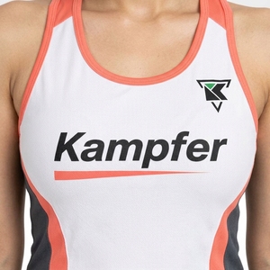 Uniforme de tenis personalizado para mujer hecho con material suave y transpirable, control de humedad, ajuste cómodo, movimiento flexible y duradero. - Product Image 5