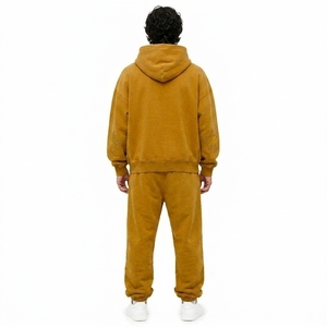 Ensemble de survêtement 2 pièces personnalisé pour homme avec broderie, sweat à capuche oversize et pantalon de jogging, patch étoile et croix en polaire, fabricant OEM en gros - Product Image 3